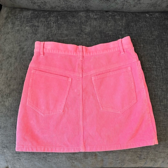 Brandy Melville Corduroy pink bubble gum mini skirt nwt - Picture 4 of 6